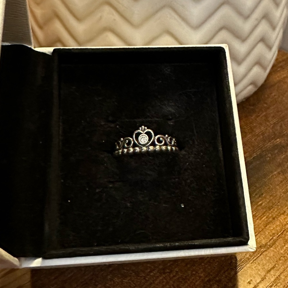pandora princess ring